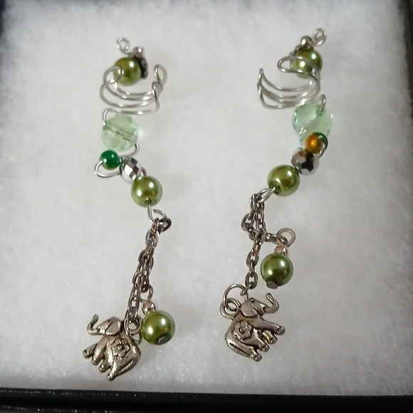 2 Sets Hand-Crafted Vintage Ear Cuffs With Green Accents - Picture 4 of 5